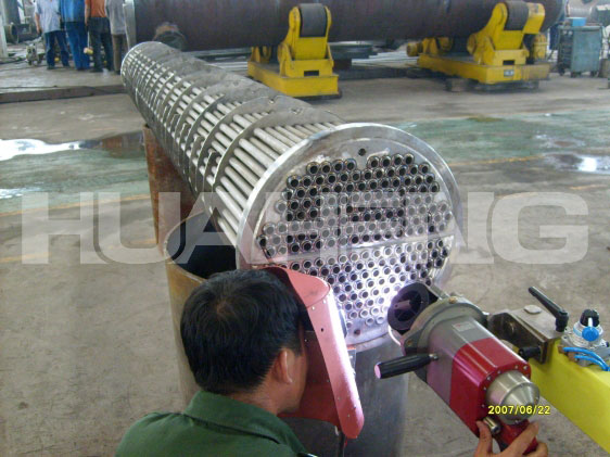 Petrochemical exchanger