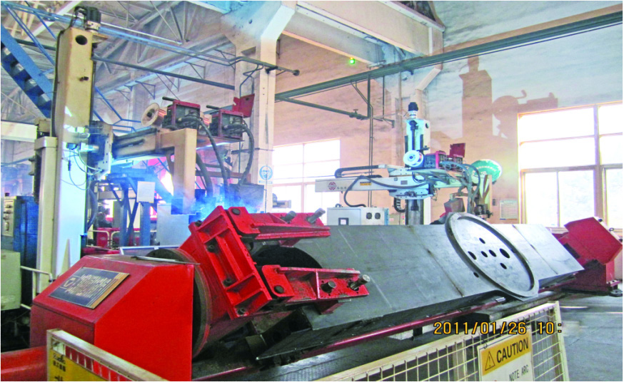 Automatic welding system for crane
